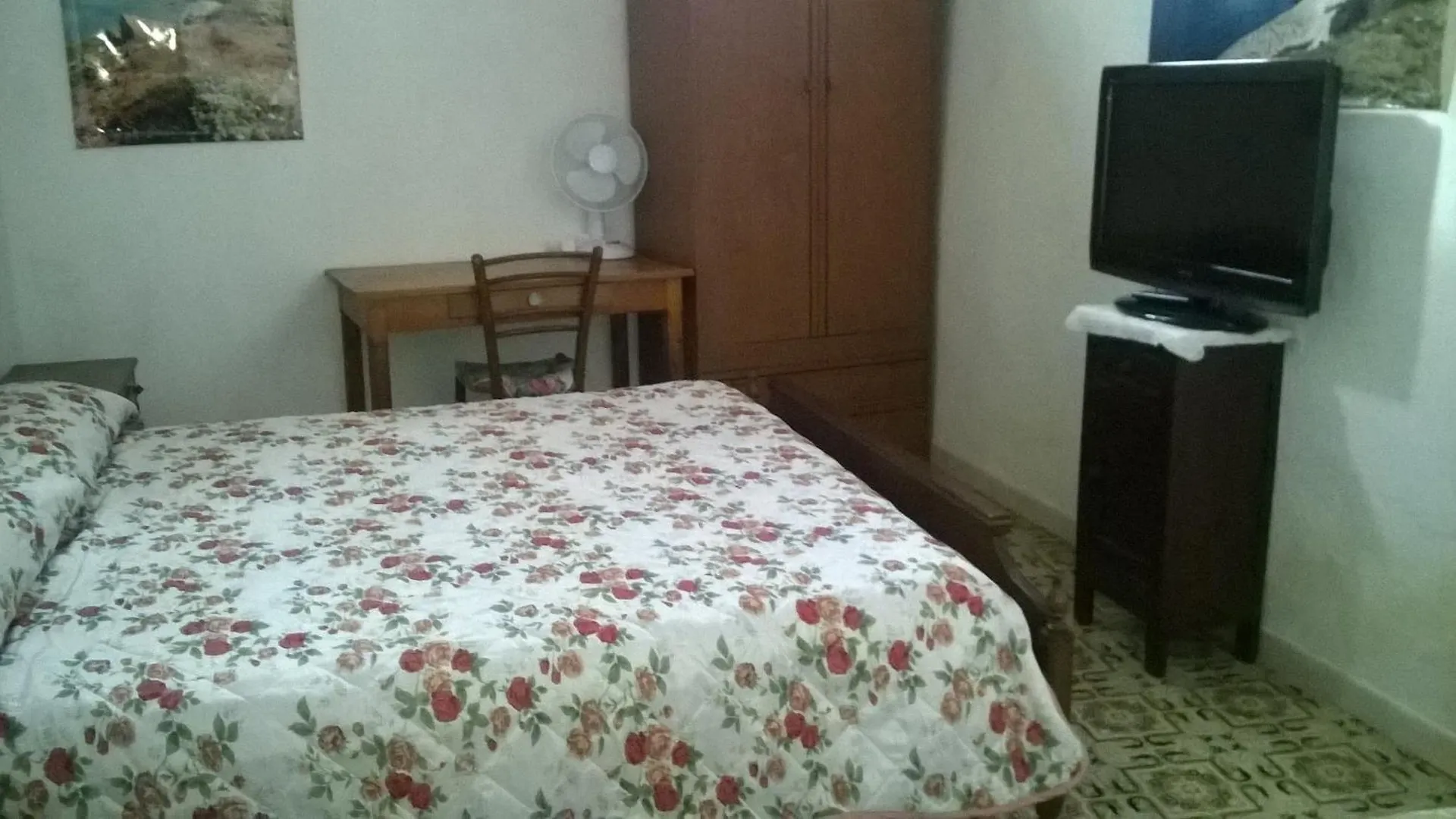Nocleg ze śniadaniem Bed and Breakfast Sardinia Eco Vegan House Zeddiani