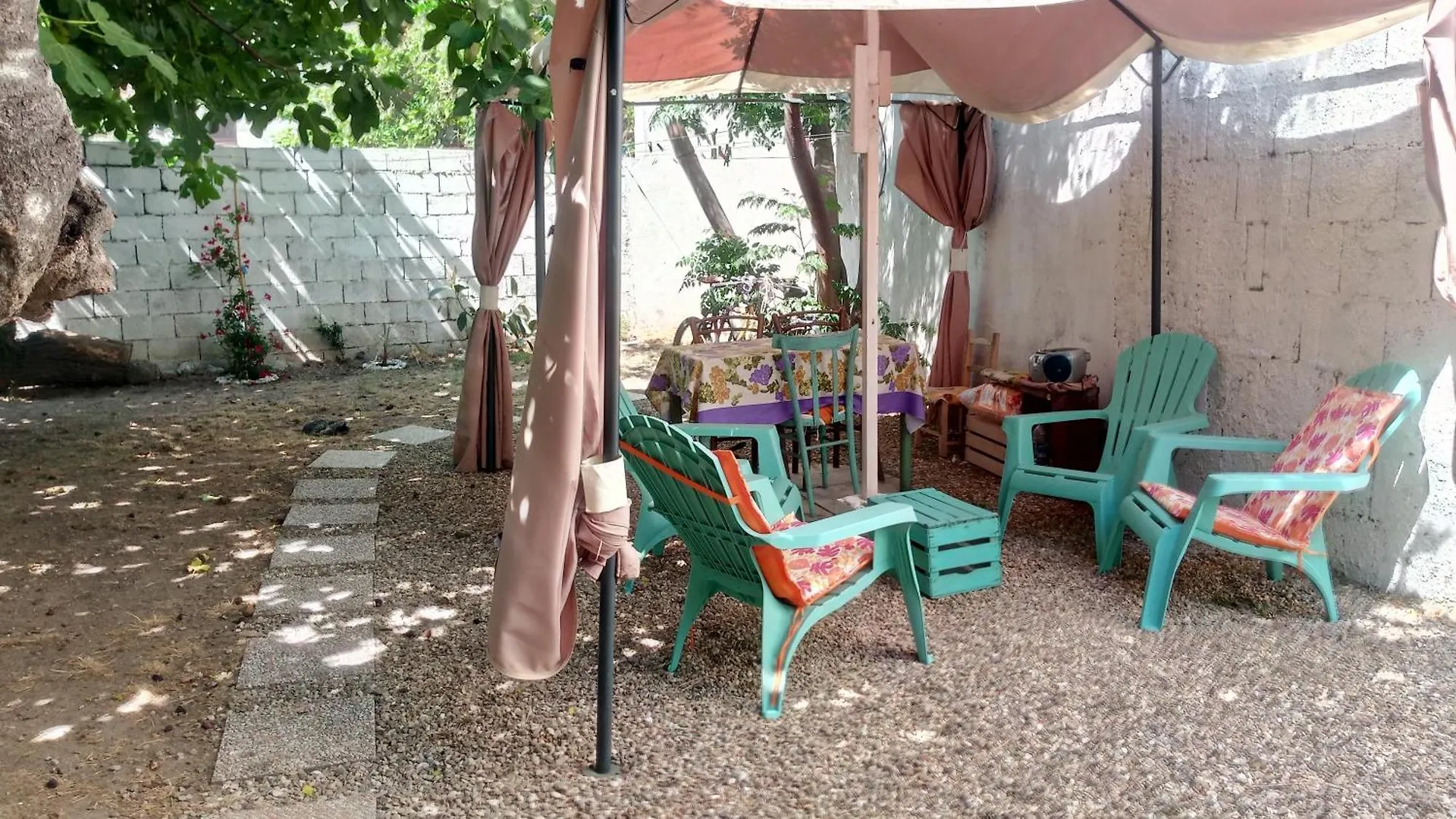 Bed and Breakfast Sardinia Eco Vegan House Zeddiani Nocleg ze śniadaniem